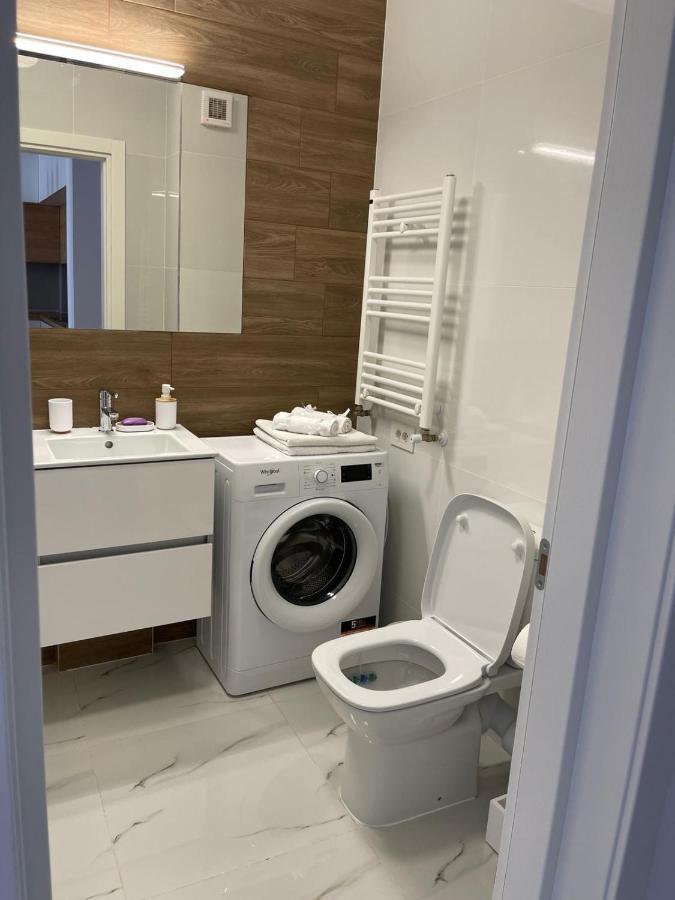 Silence Apartment 2 Орадя Экстерьер фото