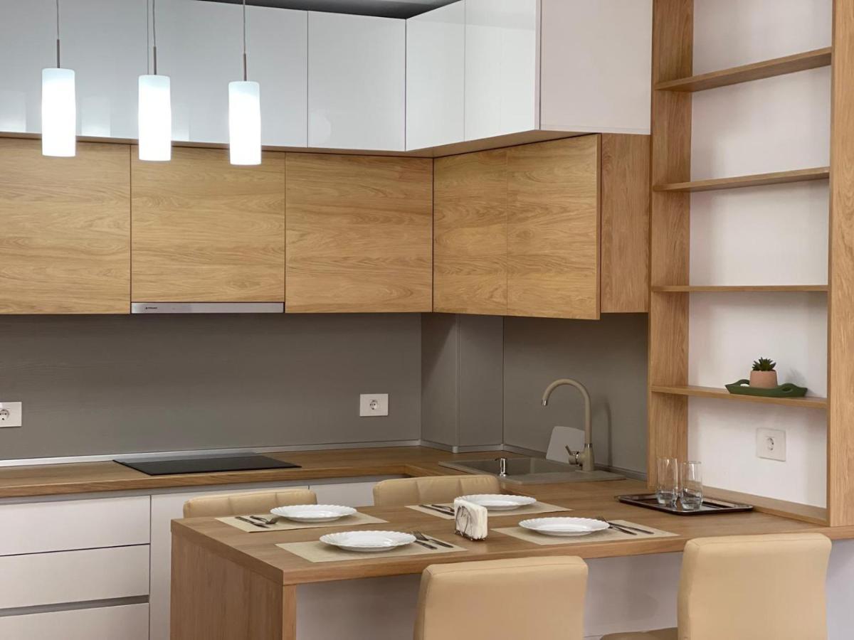 Silence Apartment 2 Орадя Экстерьер фото