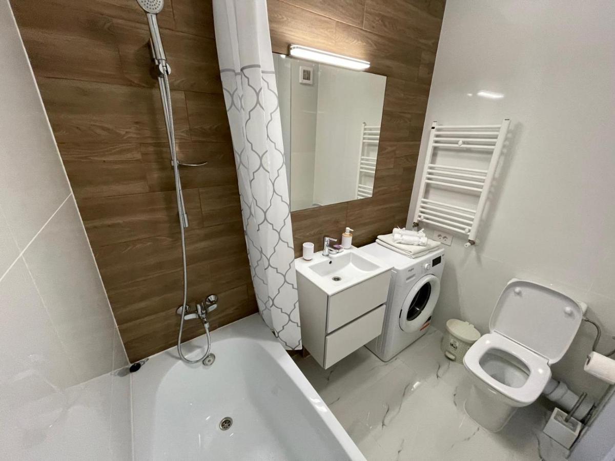 Silence Apartment 2 Орадя Экстерьер фото